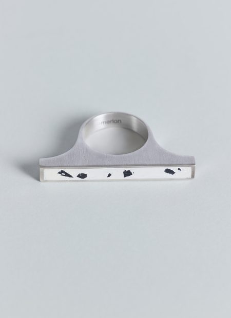 Tabulor ring – handcrafted concrete and silver minimalist architectural jewelry.